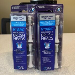 Brand New WHITE 12 Count Philips Sonicare Replacement Brush Head (Ooak V++Arc)